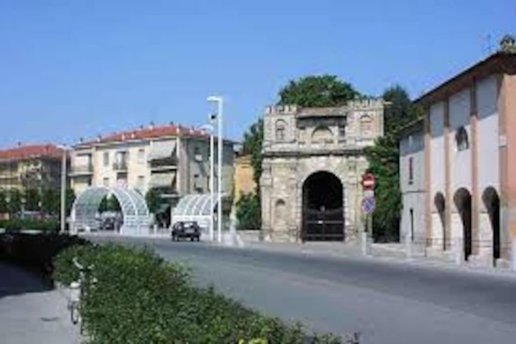 Residenza Borgo 9 Daire Collecchio Dış mekan fotoğraf